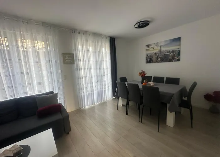 Exklusives Haus Grenze Hamburg West